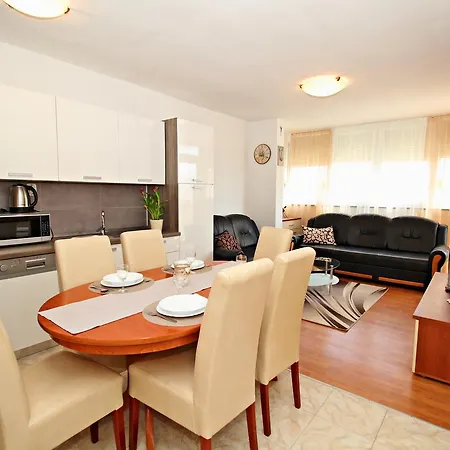 Ena's Apartment *